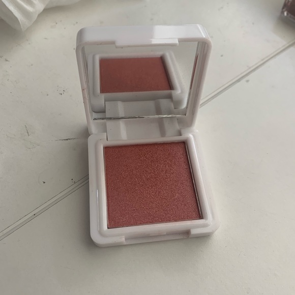 makeup bundle: some swatched but otherwise brand new! - Picture 8 of 8